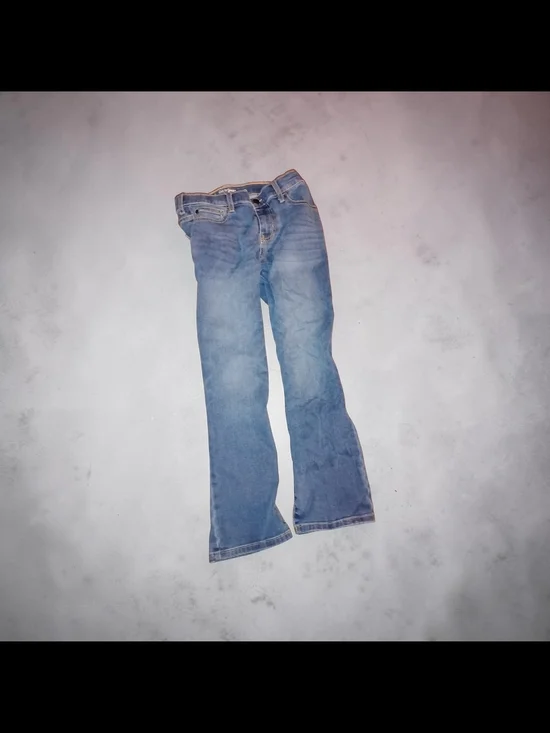 Cat & Jack Women's Straight-Leg Jeans in Light Blue - Picture 3 of 3